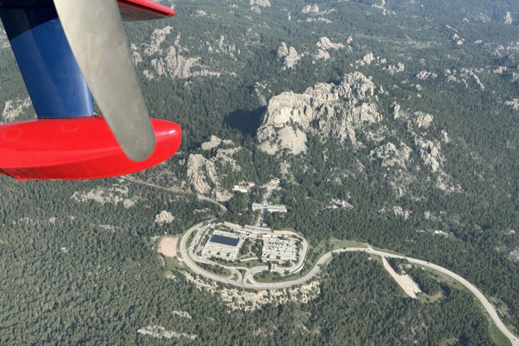 3 mount rushmore memorial