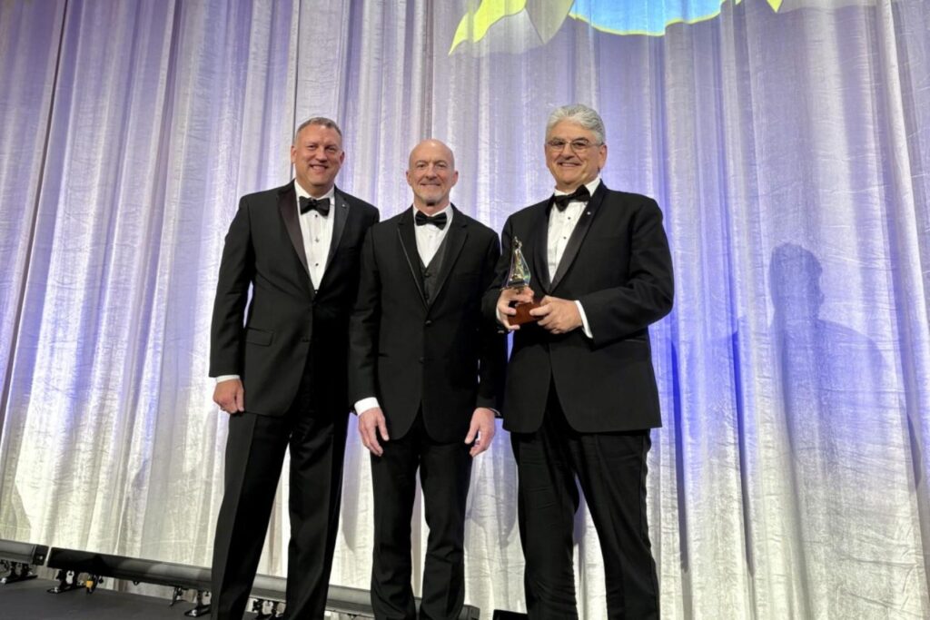 6 SETP leadership and ITPS leadership, Giorgio Clementi with J.H. Doolittle Award