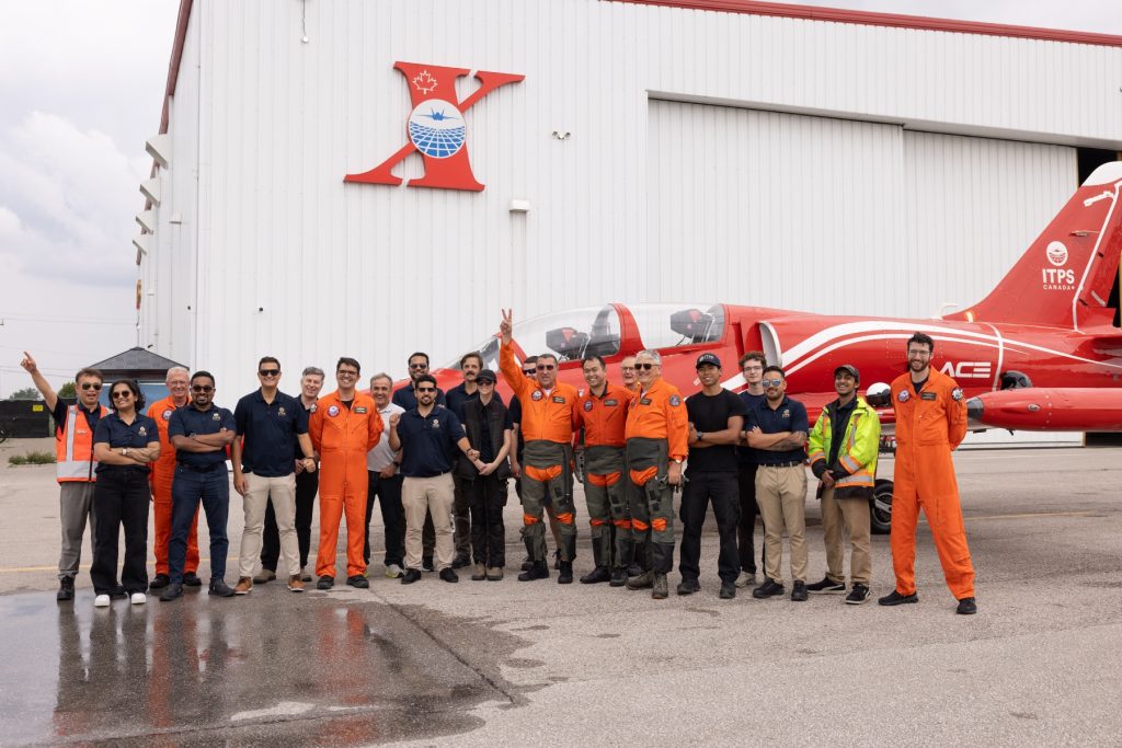 4 ITPS team in front of ACE after first flight